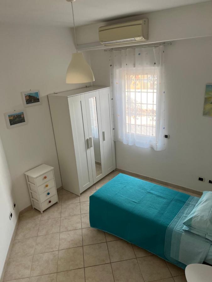 Апартаменты Attico Con Terrazza In Via Dei Traghetti Лидо-ди-Остия Экстерьер фото